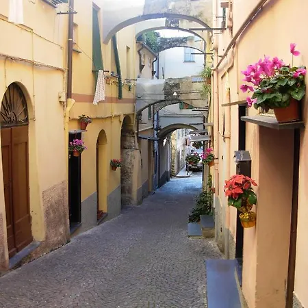 Casa Du Scero タッジャ